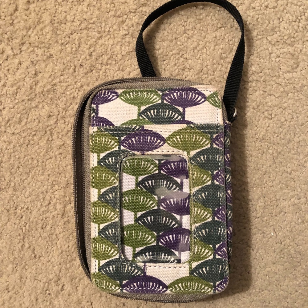 Kavu wristlet